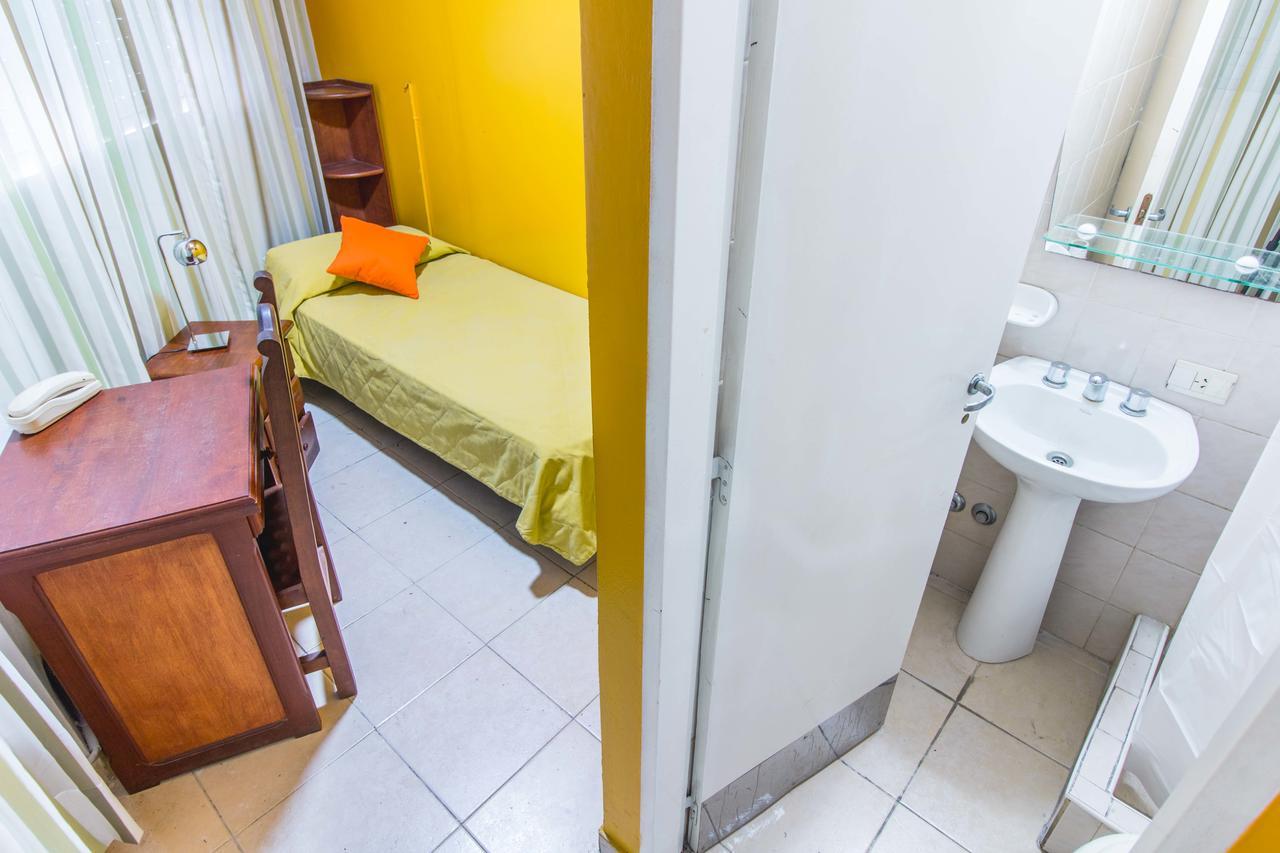 Master Hostel Buenos Aires Exterior photo